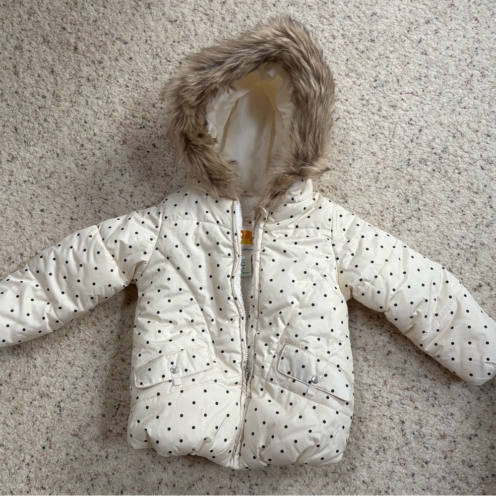 NWOT C&C California Cream and Black quilted girls toddlerJacket 3T faux fur trim
